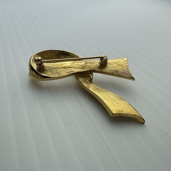 Vintage Ribbon Scarf Textured Bow Brooch Pin Gold Tone Textured - Picture 4 of 7